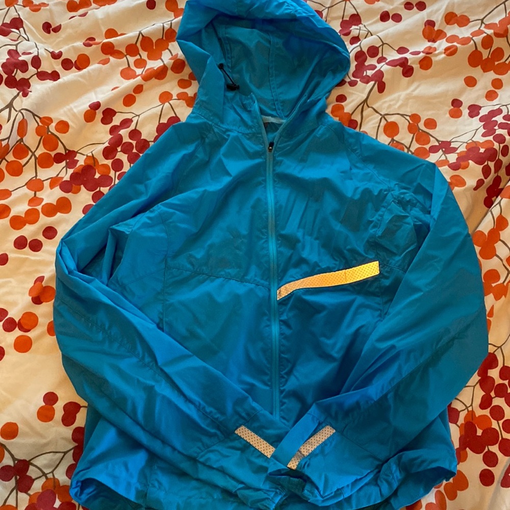 Oiselle vim jacket